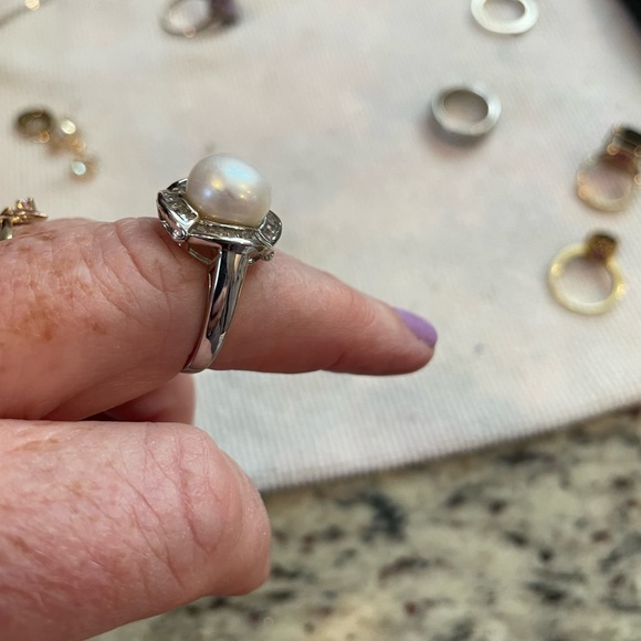 Honora white Pearl ballerina ring set with and Diamonique baguette stones in SS - Picture 2 of 6